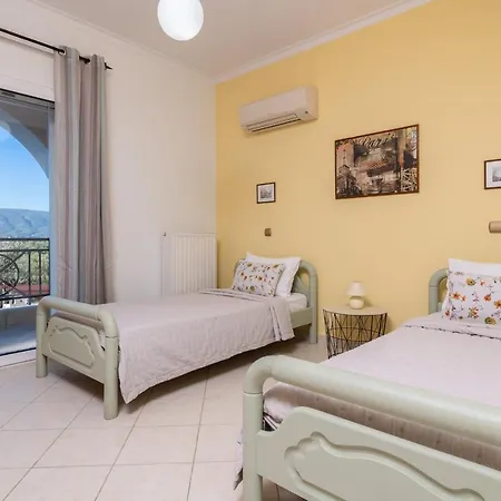 Villa Sunshine - Private Hot Tub *