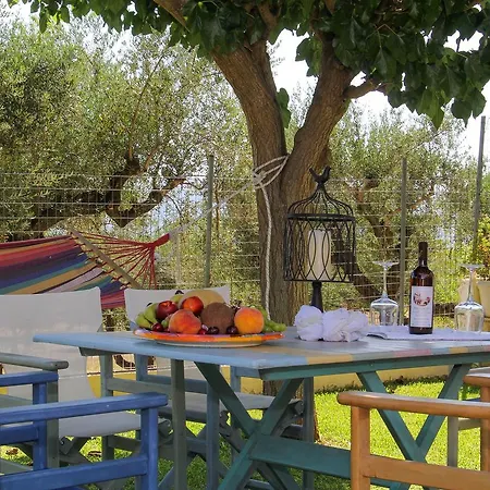 Sunshine - Private Hot Tub Gaitani